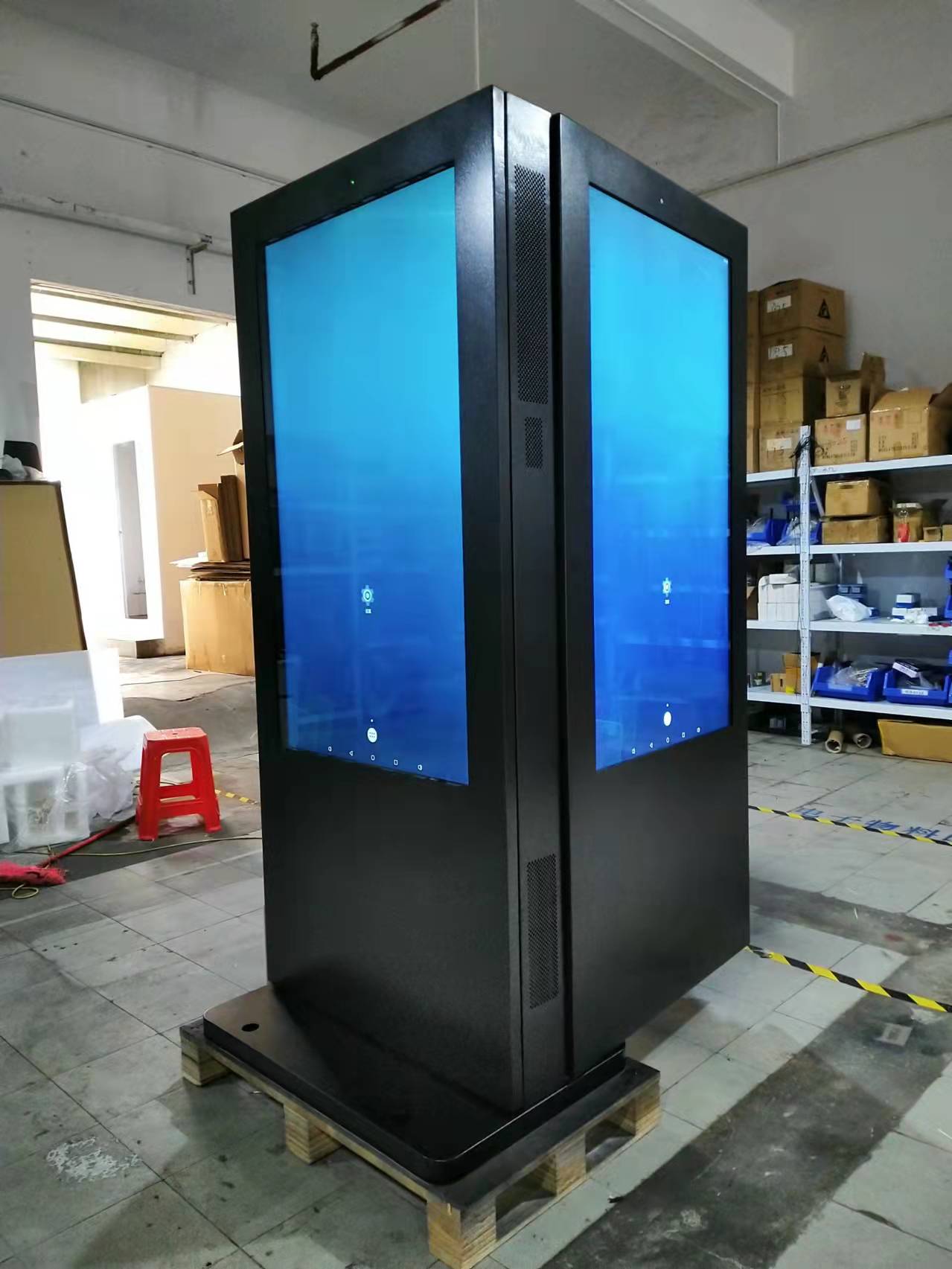 fr Outdoor advertising machine-4